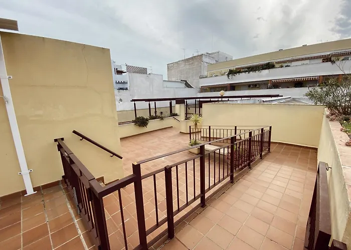 Beautiful & Cozy Apart. Pool & Parking-Downtown